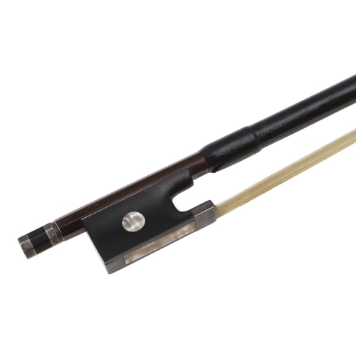 616 - ANTIQUE VIOLIN BOW - DODD. A violin bow by Dodd, the round stick with octagonal terminal, ebony frog... 