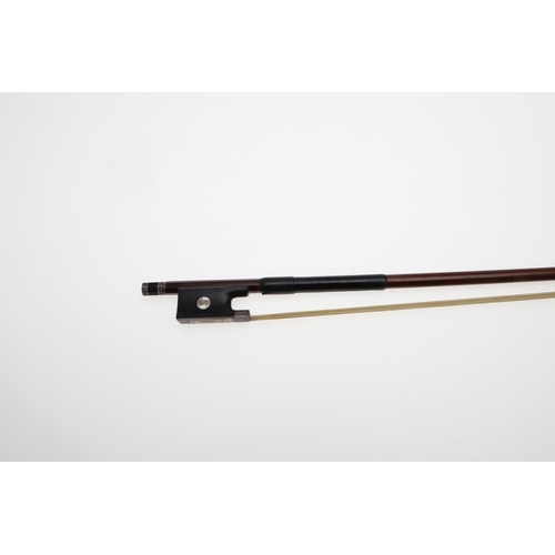 616 - ANTIQUE VIOLIN BOW - DODD. A violin bow by Dodd, the round stick with octagonal terminal, ebony frog... 