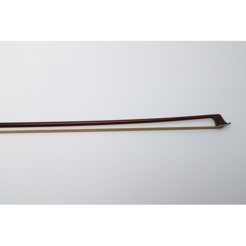 616 - ANTIQUE VIOLIN BOW - DODD. A violin bow by Dodd, the round stick with octagonal terminal, ebony frog... 