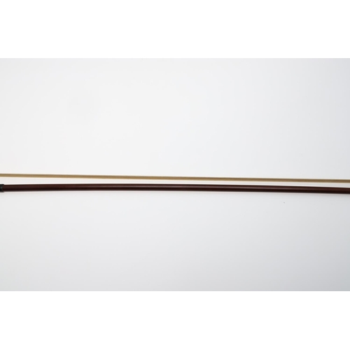 616 - ANTIQUE VIOLIN BOW - DODD. A violin bow by Dodd, the round stick with octagonal terminal, ebony frog... 