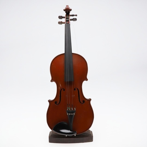 634 - ANTIQUE VIOLIN - JEAN-BAPTISTE COLIN. An antique violin with a two piece back, bears paper label ins... 