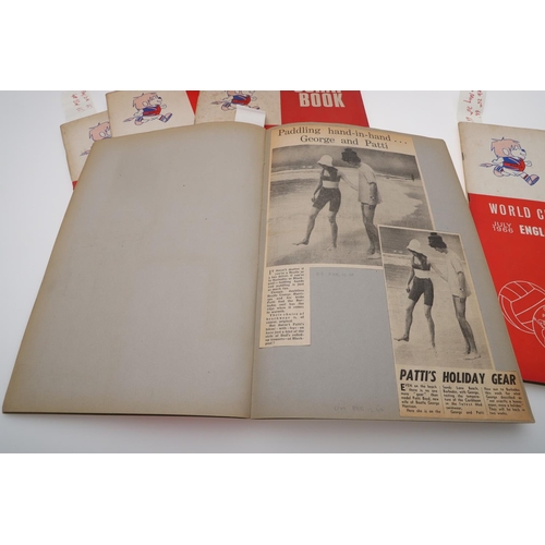 636 - 'THE BEATLES' - LARGE COLLECTION OF 1960's SCRAP BOOKS. A large and impressive collection of 28 Beat... 