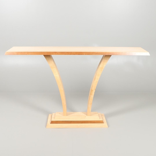 672 - MARCUS WHITE OF DORSET - CONTEMPORARY CONSOLE TABLE. The rectangular shaped top made in fiddle back ... 