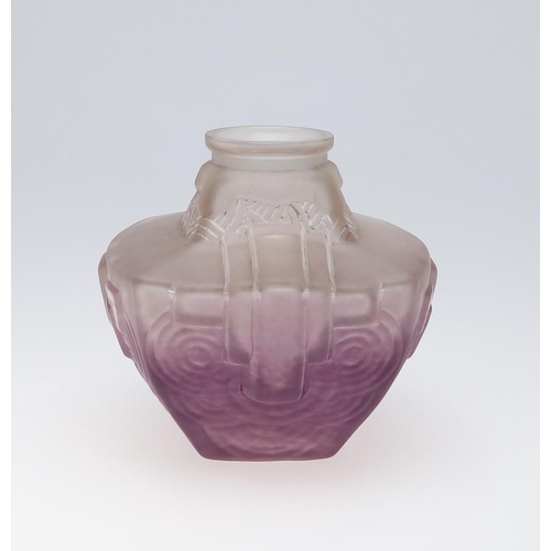 717 - SCHNEIDER FRENCH ART DECO GLASS VASE - ORIGINAL RETAIL LABEL. A frosted and purple tinted glass vase... 