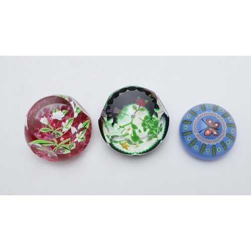 767 - WILLIAM MANSON GLASS PAPERWEIGHTS - LIMITED EDITION. Including Copper Butterfly (36 of 75, made in 1... 