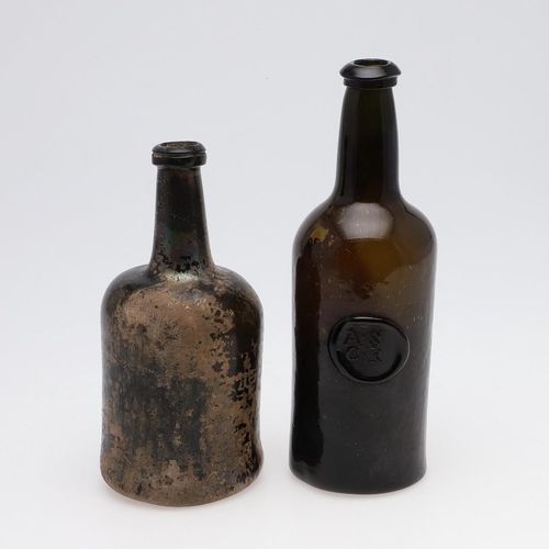 781 - 18THC GLASS SEAL BOTTLE 'ALL SOULS COLLEGE OXFORD', & ANOTHER GLASS BOTTLE. Circa 1760-1770, the oli... 