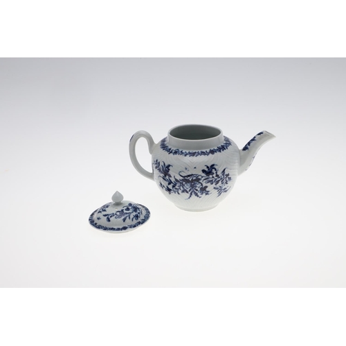 810 - 18THC ENGLISH WORCESTER TEAPOTS & SUGAR BOWL. Including a small teapot in the Feather Mould Floral p... 