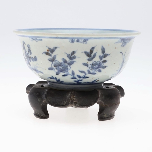 838 - CHINESE BLUE & WHITE PORCELAIN BOWL. A provincial bowl in the 16th/17thc style but probably later, p... 