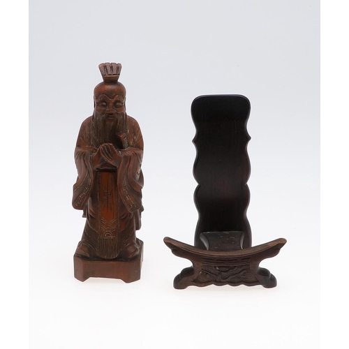 849 - CHINESE & JAPANESE ITEMS - INCLUDING NETSUKE & SNUFF BOTTLE. A mixed lot including a lacquer snuff b... 