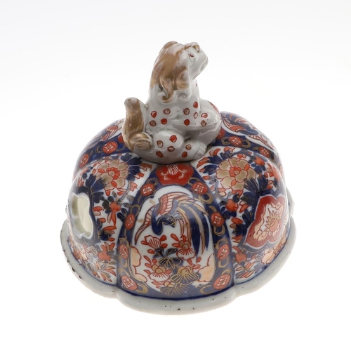 859 - JAPANESE IMARI - LIDDED KORO & OTHER ITEMS. A large lidded koro with Dog of Fo finial and supported ... 