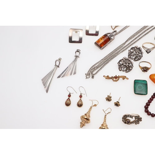 903 - A QUANTITY OF JEWELLERY. including a pair of Georgian diamond and ruby drop earrings, a loose carved... 