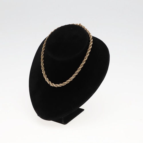 940 - A GOLD ROPE LINK NECKLACE. 40.5cm long, 35.9 grams.  *CR  Some wear, but no obvious damage or repair... 