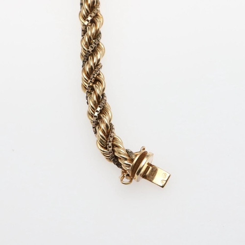 940 - A GOLD ROPE LINK NECKLACE. 40.5cm long, 35.9 grams.  *CR  Some wear, but no obvious damage or repair... 