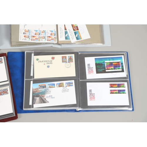 622a - A LARGE COLLECTION OF FIRST DAY COVERS - AUSTRALIA & GREAT BRITAIN. 16 albums with a variety of Firs... 