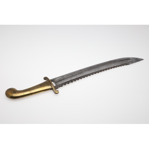 102 - AN IMPERIAL RUSSIAN 1827 PATTERN PIONEERS FALCHION SWORD. With a 49cm saw-backed, curved, pointed bl... 