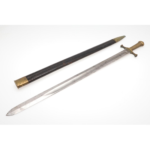 105 - A 19TH CENTURY PRUSSIAN SHORT SWORD AND SCABBARD. A Prussian short sword similar to the French 1831 ... 