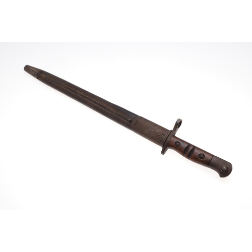 111 - A 1913 PATTERN FIRST WORLD WAR REMINGTON TYPE BAYONET AND SCABBARD. With a 43cm single edged fullere... 