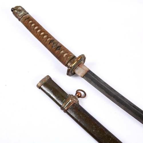 120 - A SECOND WORLD WAR JAPANESE SHINGUNTO SWORD AND SCABBARD. A Second World War Japanese sword with a 6... 