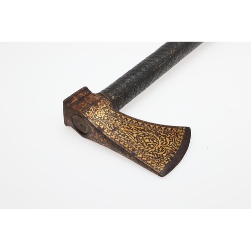 129 - A DECORATIVE 'TARBARZIN' PERSIAN SADDLE AXE WITH GILT DECORATED HEAD. A fine 19th century 'Tarbarzin... 