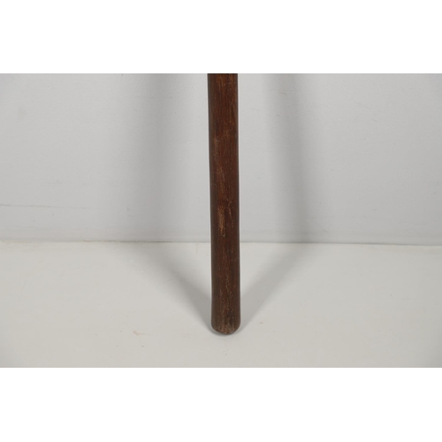 147 - A FINE 19TH CENTURY FIJIAN BOWAI POLE CLUB. A Fijian Bowai or Pole club of straight rounded form, wi... 