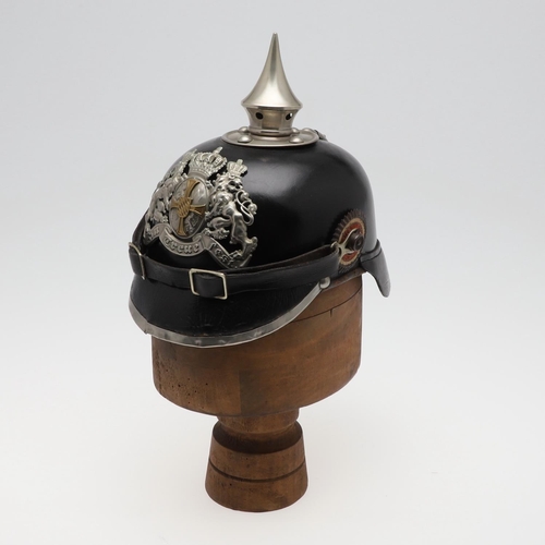 259 - AN IMPERIAL GERMAN BAVARIAN RESERVISTS PICKELHAUBE. A Pre- First World War Bavarian pickelhaube with... 