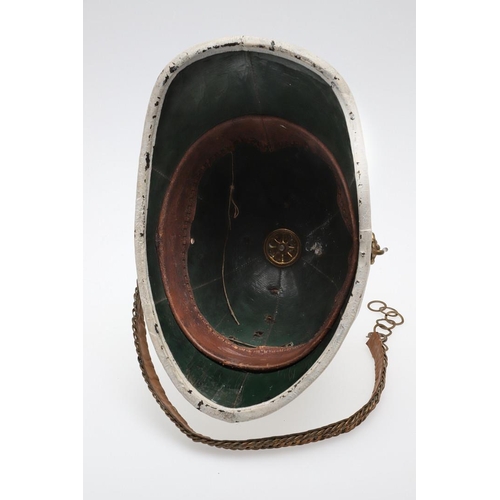 274 - A WHITE FOREIGN SERVICE HELMET WITH SOUTH WALES BORDERERS HELMET PLATE. With a brass hexagonal spike... 