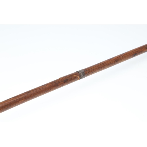 282 - A WLAKING STICK WITH SHAFT FROM TIMBER FROM H.M.S. FOUDROYANT. A walking stick with 81cm shaft with ... 