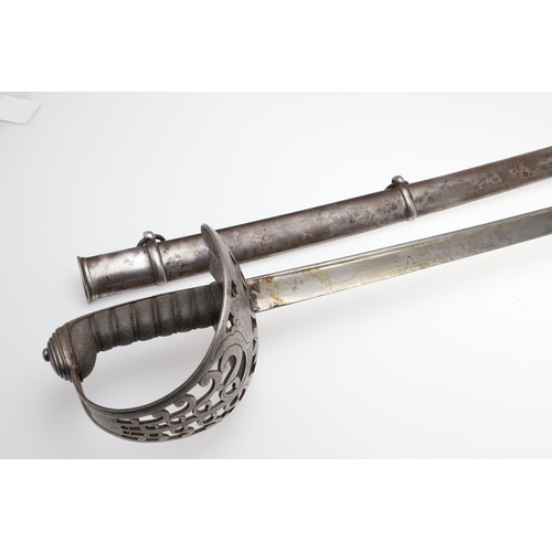 94 - A FINE 1821 PATTERN BALACLAVA PERIOD HEAVY CAVALRY OFFICER'S SWORD AND SCABBARD. With an 89cm long a... 