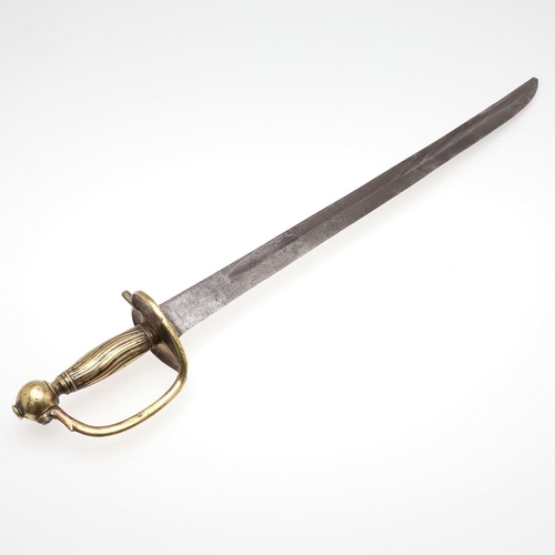 97 - A RUSSIAN 1756 PATTERN GRENADIER'S SWORD FROM THE REIGN OF CATHERINE THE GREAT. With a 67.5cm broad ... 