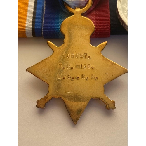 400 - A FIRST WORLD WAR DISTINGUISHED SERVICE GROUP OF FIVE TO A PETTY OFFICER FIRST CLASS. A group of fiv... 