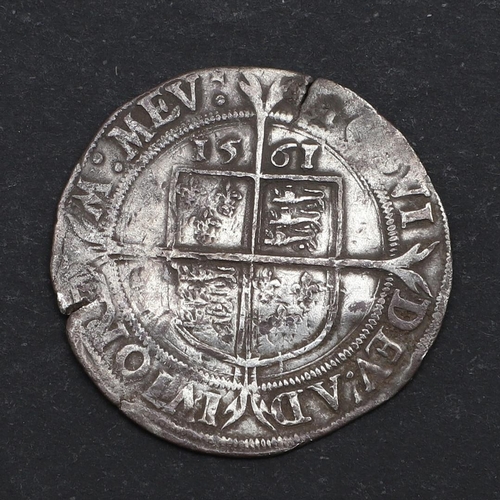 569 - AN ELIZABETH I SIXPENCE, 1561. An Elizabeth I hammered silver sixpence, obverse with crowned bust l.... 