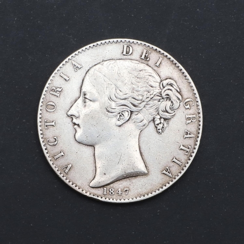 593 - A QUEEN VICTORIA CROWN, 1847. A Queen Victoria Crown, young head l. reverse with crowned shield, reg... 