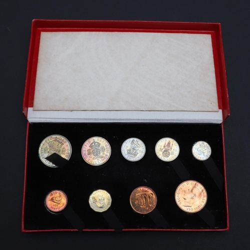 603 - A GEORGE VI 1950 SPECIMEN SET IN CASE OF ISSUE. A George VI nine coin 'Mid Century proof set Halfcro... 