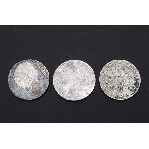 721 - A CHARLES II CROWN AND TWO WILLIAM III CROWNS. A Charles II Crown, third draped bust r, reverse with... 