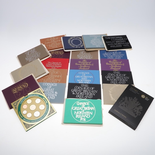 730 - A COLLECTION OF ROYAL MINT BRILLIANT UNCIRCULATED ANNUAL COIN COLLECTIONS. A collection for Royal Mi... 