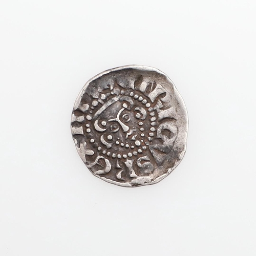 735 - TWO HENRY III (1216-1272) LONG CROSS PENNIES. A long cross penny of Henry III, London mint, and anot... 