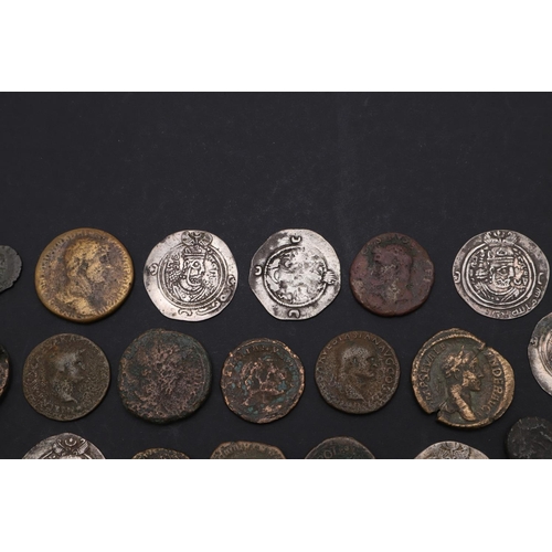 737 - A COLLECTION OF ANCIENT COINS TO INCLUDE ROMAN AND OTHERS. A collection of ancient coins to include ... 