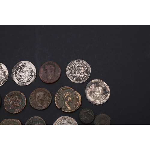 737 - A COLLECTION OF ANCIENT COINS TO INCLUDE ROMAN AND OTHERS. A collection of ancient coins to include ... 