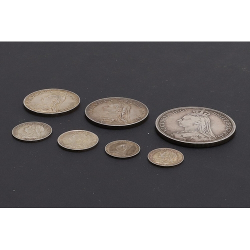 745 - A SMALL COLLECTION OF VICTORIAN SILVER COINAGE INCLUDING AN 1892 CROWN. Queen Victoria: Crown 1892, ... 