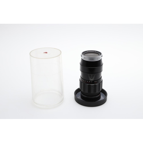 518 - LEICA CAMERA LENSES & ACCESSORIES. Including a Leitz Wetzlar Tele-Elmar lens, 2046128, and in a Leit... 