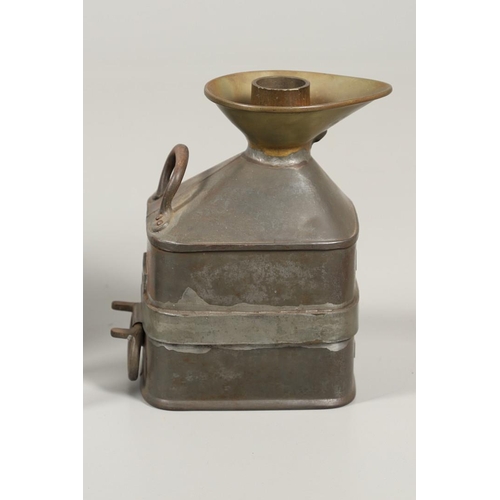 558 - AUTOMOBILIA - SUPERFINE MOTOR OIL CAN, GALLON MEASURING JUG & OTHER ITEMS. Including a large Super F... 