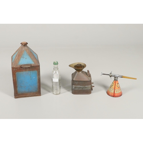 558 - AUTOMOBILIA - SUPERFINE MOTOR OIL CAN, GALLON MEASURING JUG & OTHER ITEMS. Including a large Super F... 