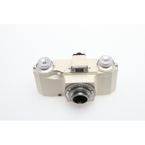 562 - ILFORD ADVOCATE CAMERA & ILFORD ACCESSORIES. An lford Advocate camera with a white body, with a Dall... 