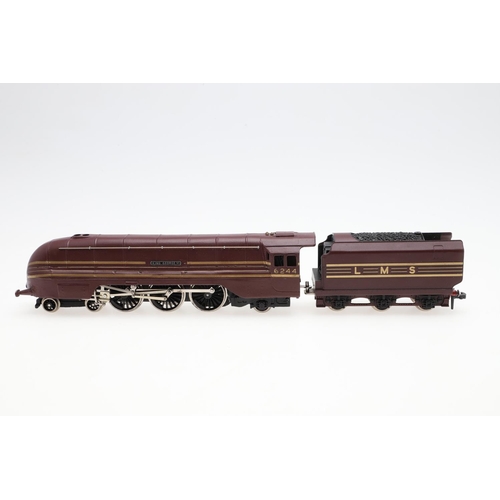 573 - WRENN BOXED 00 GAUGE LOCOMOTIVE - KING GEORGE VI. A boxed W2302 Coronation LMS King George VI locomo... 