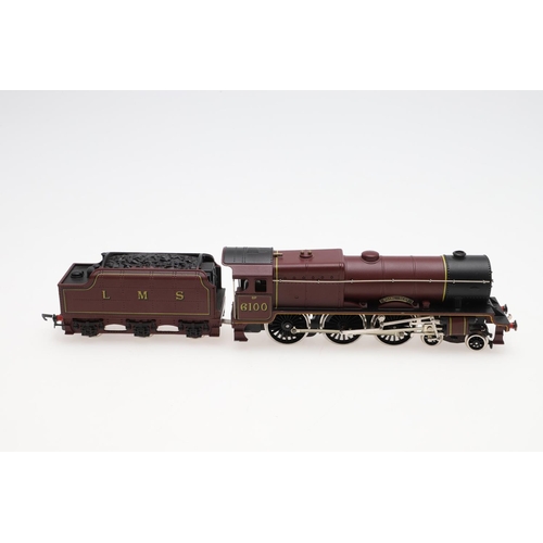 575 - WRENN BOXED 00 GAUGE LOCOMOTIVE - ROYAL SCOT. W2260 LMS Maroon Royal Scot 6100, boxed and with a boo... 