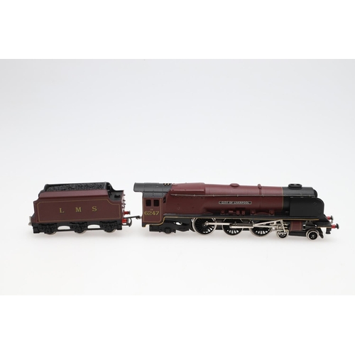 577 - WRENN BOXED 00 GAUGE LOCOMOTIVES - CITY OF LIVERPOOL. Two W2242 City of Liverpool 6247 locomotives, ... 