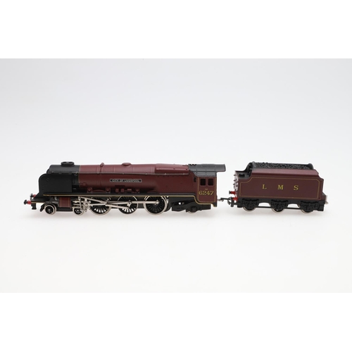 577 - WRENN BOXED 00 GAUGE LOCOMOTIVES - CITY OF LIVERPOOL. Two W2242 City of Liverpool 6247 locomotives, ... 