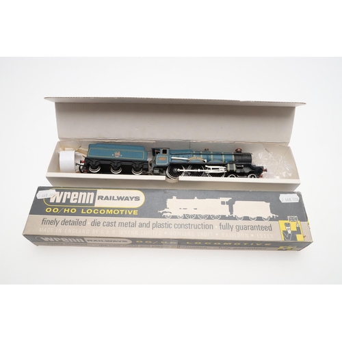 579 - WRENN BOXED LOCOMOTIVES - CASTLE CLASS 'DEVIZES' & 'WINDSOR'. Including W2222 Devizes Castle 7002, a... 