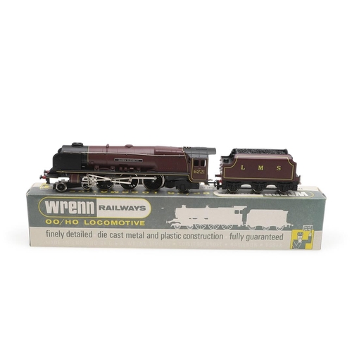 582 - WRENN BOXED 00 GAUGE LOCOMOTIVE - QUEEN ELIZABETH. A boxed W2285 LMS Maroon locomotive Queen Elizabe... 