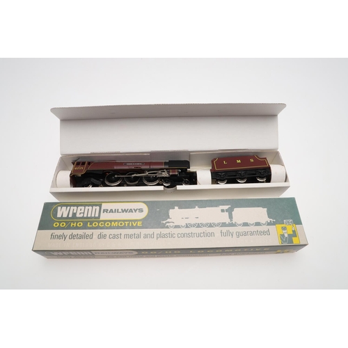 582 - WRENN BOXED 00 GAUGE LOCOMOTIVE - QUEEN ELIZABETH. A boxed W2285 LMS Maroon locomotive Queen Elizabe... 